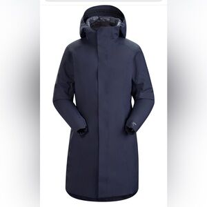 Arc'teryx Women's Navy Hooded Winter Coat